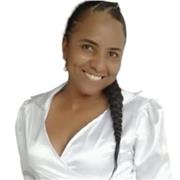 Soy creativa,dinámica y sobre todo me centro en el ser, lo cual me caracteriza